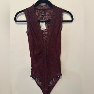 Windsor Store Women’s Lace Bodysuit